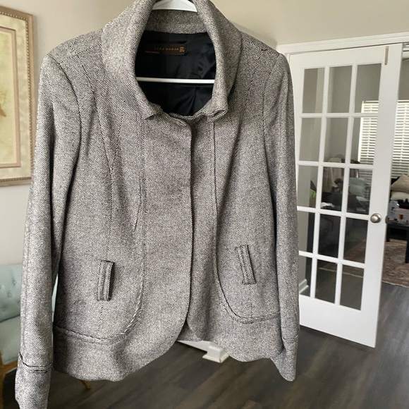 Zara Gray Belted Blazer - Picture 3 of 16